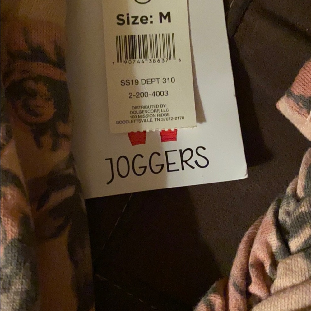 Floral Ruched Joggers - Picture 2 of 3